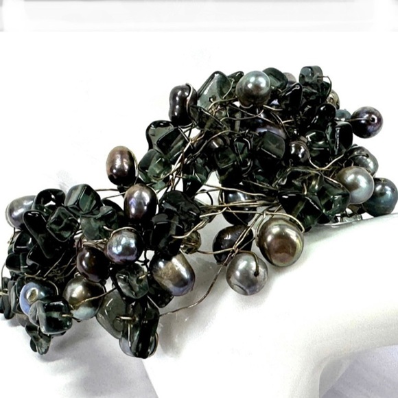 Vintage brutalist woven gray baroque pearls & smokey quartz chips wire bracelet - Picture 1 of 11